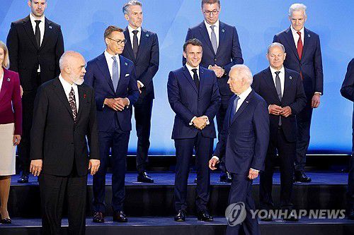 10일(현지시간) 미국 워싱턴DC 북대서양조약기구(NATO) 정상회의에 참석한 각국 정상들 [AFP 연합뉴스 자료사진. 재배포 및 DB 금지]