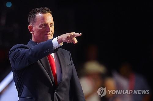 전당대회서 연설하는 그레넬 전 국가정보국장(DNI) 직무대행[밀워키[미 위스콘신주] 로이터=연합뉴스. 재판매 및 DB 금지]