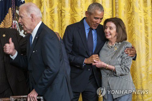 오바마·펠로시 등 당 원로들의 침묵 의미는 [EPA 연합뉴스 자료사진. 재판매 및 DB 금지]