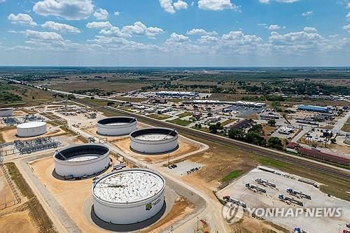 미국 텍사스에 있는 원유 저장 시설[연합뉴스 자료사진]