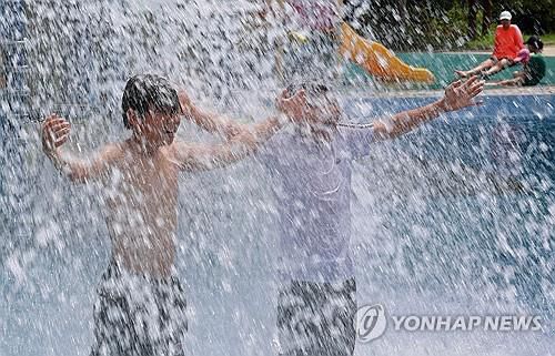 물놀이[연합뉴스 자료사진]