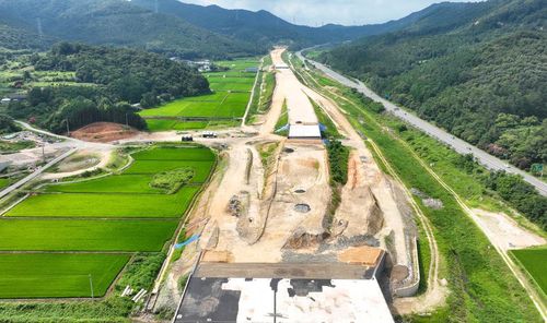 동영암-나들목 부근 공사 현장[완도군 제공·재판매 및 DB 금지]