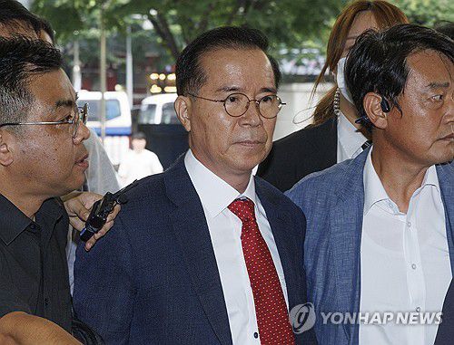 이태원 참사 관련 부실 대응 혐의 공판 출석하는 김광호 전 서울청장(서울=연합뉴스) 황광모 기자 = 이태원 참사 관련 부실 대응 혐의로 기소된 김광호 전 서울 경찰청장이 2일 오후 서울 마포구 서울서부지방법원에서 열린 결심 공판에 출석하고 있다. 2024.9.2 hkmpooh@yna.co.kr