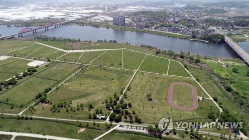 부여군 백마강 둔치 파크골프장 예정지[부여군 제공. 재판매 및 DB 금지]