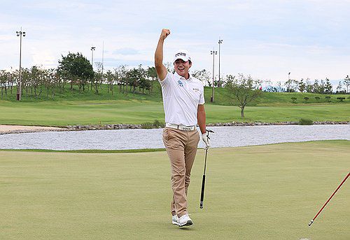 군산CC오픈에서 우승한 장유빈.챔피언 퍼트를 넣고 환호하는 장유빈. 2024.7.14 [KPGA  제공. 재판매 및 DB 금지] photo@yna.co.kr
