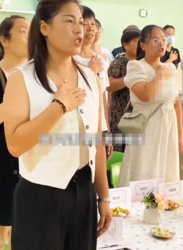 집단선서하는 중국 유치원 학부모들[홍콩 성도일보 캡처, 재판매 및 DB금지]