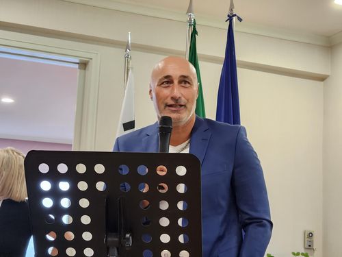 이탈리아 스포츠의 날 행사에 참석한 아본단자 흥국생명 감독(서울=연합뉴스) 하남직 기자 = 마르첼로 아본단자 흥국생명 감독이 6일 서울시 용산구에 있는 주한 이탈리아 대사관저에서 열린 '이탈리아 스포츠의 날' 행사 참석해 축사를 하고 있다.