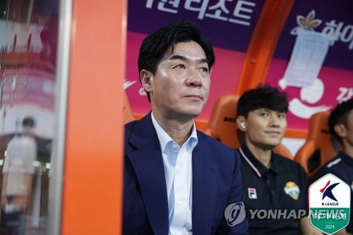 윤정환 강원 감독[한국프로축구연맹 제공. 재판매 및 DB 금지]