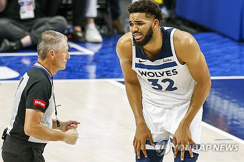 칼앤서니 타운스[EPA=연합뉴스 자료사진. 재판매 및 DB금지]