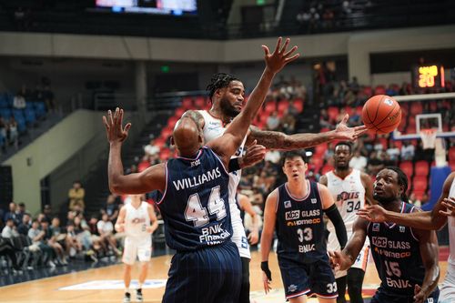 수비하는 리온 윌리엄스[EASL 제공. 재판매 및 DB금지]