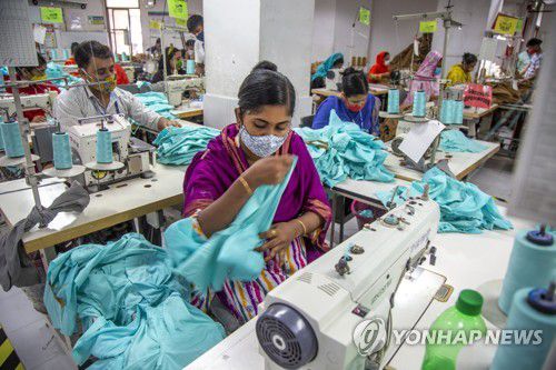 방글라데시 수도 다카 소재 의류공장 [EPA 연합뉴스 자료사진. 재판매 및 DB 금지]