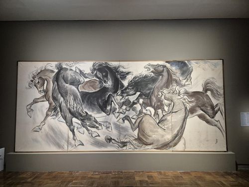 (서울=연합뉴스) 황희경 기자 = 국립현대미술관 덕수궁에서 열리는 '수묵별미: 한·중 근현대회화'전에 나온 김기창의 1955년작 '군마도' 전시 모습. 2024.12.2. zitrone@yna.co.kr