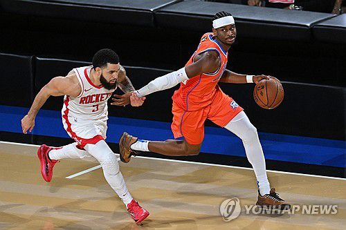 드리블하는 길저스알렉산더[Imagn Images=연합뉴스]