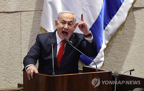 새로운 시리아의 대외 요구는 테러국가 제재 해제와 이스라엘의 공격 중단 및 철수 [EPA 연합뉴스 자료사진. 재판매 및 DB 금지]