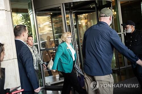 알샤라 만나기 위해 다마스쿠스 도착한 미국 외교대표단[EPA= 연합뉴스]