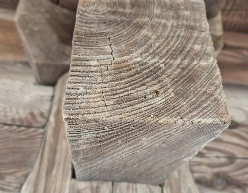 병산서원 만대루 보머리에 난 못 구멍[경북 안동시 제공, 재판매 및 DB 금지]