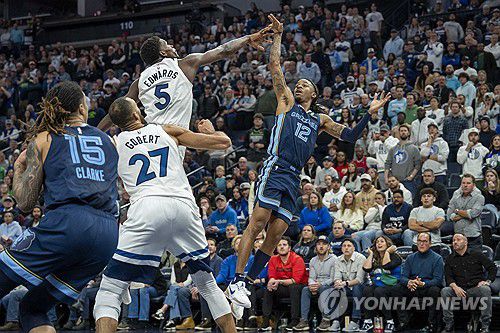 머랜트(12번)의 결승 득점 장면[Jesse Johnson-Imagn Images/로이터=연합뉴스]