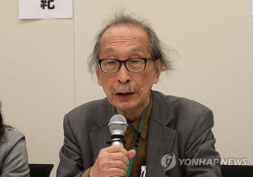 와다 도쿄대 명예교수 "한일, 기본조약 해석 간극 줄여야"(도쿄=연합뉴스) 박상현 특파원 = 와다 하루키 도쿄대 명예교수가 20일 도쿄 중의원 제2의원회관에서 열린 한일 기본조약 60주년 관련 기자회견에서 기본조약의 한일 간 해석 차이를 줄여야 한다고 말하고 있다. 2025.1.20 psh59@yna.co.kr