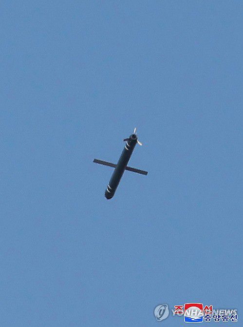 北, 전략순항미사일 시험발사…김정은 "전쟁억제수단 완비"(평양 조선중앙통신=연합뉴스) 북한 미사일총국은 1월 25일 해상(수중)대지상전략순항유도무기시험발사를 진행했으며 김정은 국무위원장이 참관해 이번 시험은 전쟁억제력 완비의 일환이라고 밝혔다고 조선중앙통신이 26일 보도했다.  2025.1.26      [국내에서만 사용가능. 재배포 금지. For Use Only in the Republic of Korea. No Redistribution] nkphoto@yna.co.kr