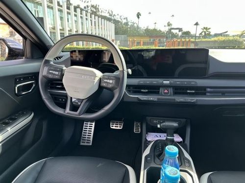 미국 시장 공략하는 기아 '올-뉴 K4'(샌타모니카[미 캘리포니아주]=연합뉴스) 임미나 특파원 = 기아 미국법인이 4일(현지시간) 캘리포니아주 샌타모니카에서 아시아 미디어 대상 '올-뉴 K4' 시승 행사를 열고 올해 소형 세단 시장 마케팅 전략 등을 소개했다. 2025.2.5 mina@yna.co.kr