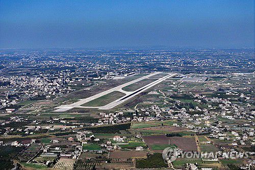 시리아 내 러시아군 기지지난달 29일(현지시간) 시리아 흐메이밈에 있는 러시아 공군기지 모습. [AFP 연합뉴스 자료사진. 재판매 및 DB 금지]