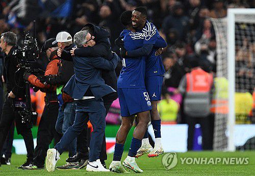 승부차기 승리에 기뻐하는 PSG[로이터=연합뉴스]