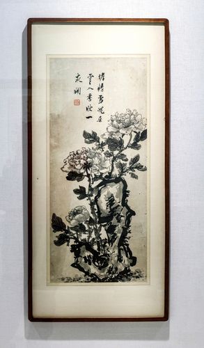 소치가 노년에 그린 '바위와 모란' [사진/백승렬 기자]