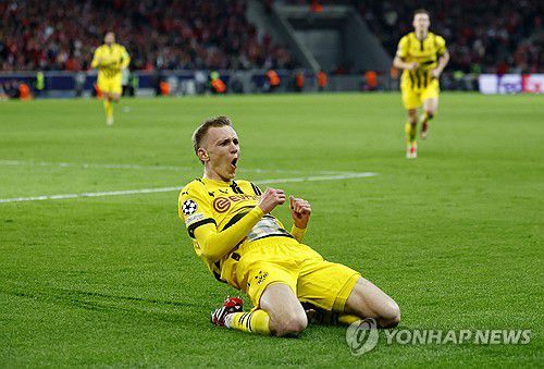 골 세리머니 하는 도르트문트의 막시밀리안 바이어.[로이터=연합뉴스]