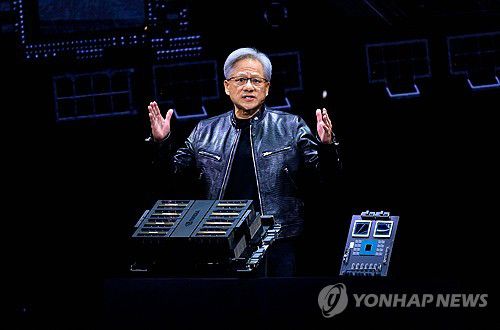 젠슨 황 엔비디아 CEO "인간과 같은 수준의 AGI, 5년 이내 등장"