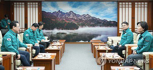 전남도청 찾은 송미령 장관[전남도 제공.재판매 및 DB금지] minu21@yna.co.kr