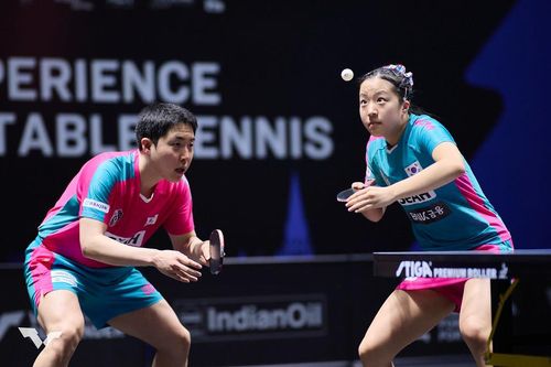 WTT 인도 대회 혼복에 출전한 신유빈(오른쪽)과 임종훈[WTT 페이스북 캡처. 재판매 및 DB 금지]