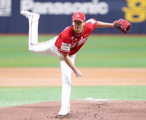 5⅔이닝 1실점으로 제 몫을 한 SSG 선발 문승원[SSG 랜더스 제공. 재판매 및 DB 금지]