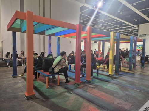 아트바젤 홍콩 전시장에 설치된 리암 길릭의 작품[사진 황희경]