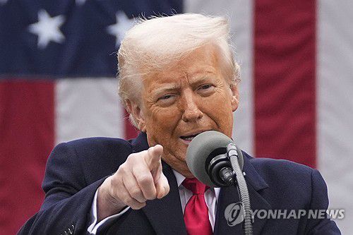 상호관세 당위성 역설하는 트럼프 미 대통령[워싱턴 AP=연합뉴스]