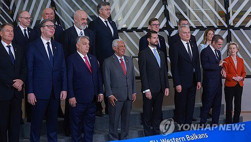 지난해 12월 브뤼셀에서 열린 EU-서부발칸 정상회의[EPA 연합뉴스 자료사진. 재판매 및 DB 금지[