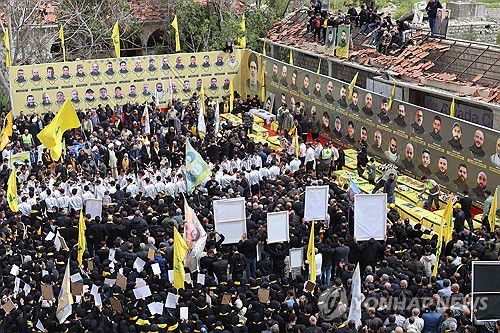 레바논 남부에서 열린 헤즈볼라 대원 장례식[AFP 연합뉴스 자료사진. 재판매 및 DB 금지]