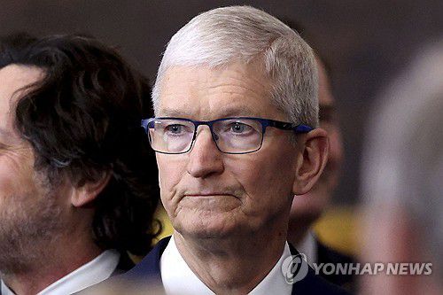 팀 쿡 애플 CEO[AP 연합뉴스 자료사진. 재판매 및 DB 금지]