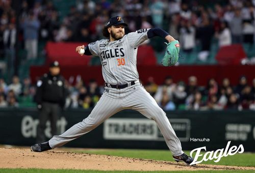 역투하는 폰세[한화 이글스 제공. 재배포 및 DB 금지]