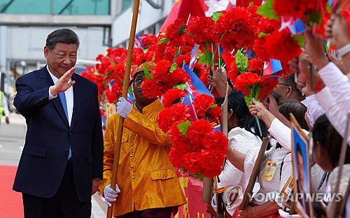 17일 캄보디아 방문한 시진핑 중국 국가주석[로이터 연합뉴스]
