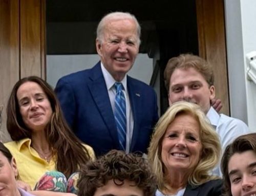 조 바이든 전 대통령이 공개한 가족사진[엑스 캡처.재판매 및 DB 금지]