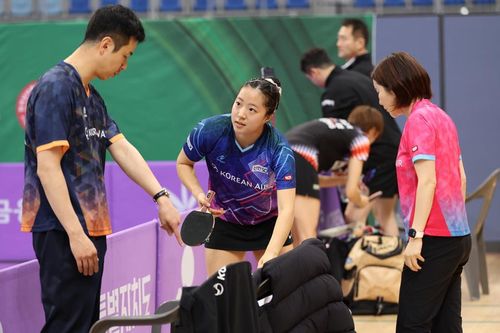 경기를 준비하는 대한항공의 신유빈(중앙)[대한탁구협회 제공. 재판매 및 DB 금지]