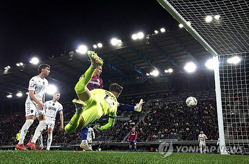 테이스 달랑가의 결승 골 순간.[로이터=연합뉴스]