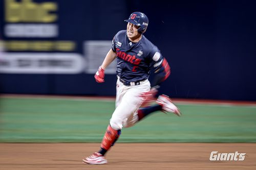 롯데 전준우[롯데 자이언츠 제공. 재판매 및 DB금지]