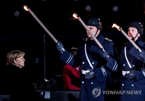 앙겔라 메르켈 전 총리 고별 열병식[EPA 연합뉴스 자료사진. 재판매 및 DB 금지]