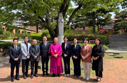 천주교 춘천교구청 방문한 김혜경씨[독자 제공.재판매 및 DB 금지]