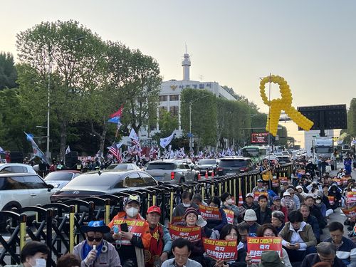 "대선 개입" 대법원 앞 李 판결 항의집회…반대 집회선 "구속"[촬영 최윤선]
