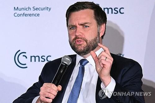 대담 참석한 밴스 미 부통령[워싱턴 AFP=연합뉴스 재판매 및 DB금지]