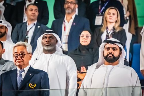 대회 개막식에 참석한 조정원 세계태권도연맹 총재(앞줄 왼쪽)와 UAE 푸자이라의 셰이크 모하메드 빈 하마드 알 샤르키 왕세자(앞줄 오른쪽). [세계태권도연맹 제공. 재판매 및 DB 금지]