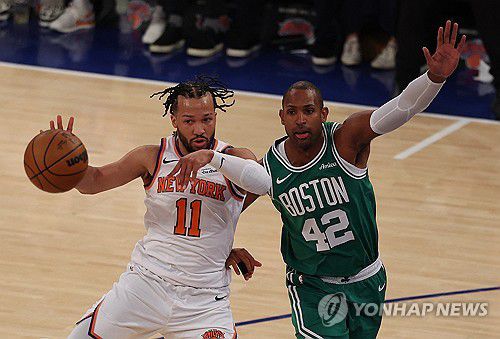 공격하는 제일런 브런슨[Getty Images via AFP=연합뉴스. 재판매 및 DB 금지]