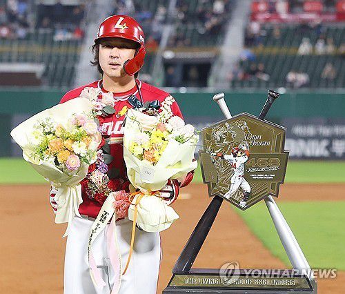 통산 468번째 홈런을 치고 KBO 리그 홈런킹으로 우뚝 선 최정[연합뉴스 자료사진]